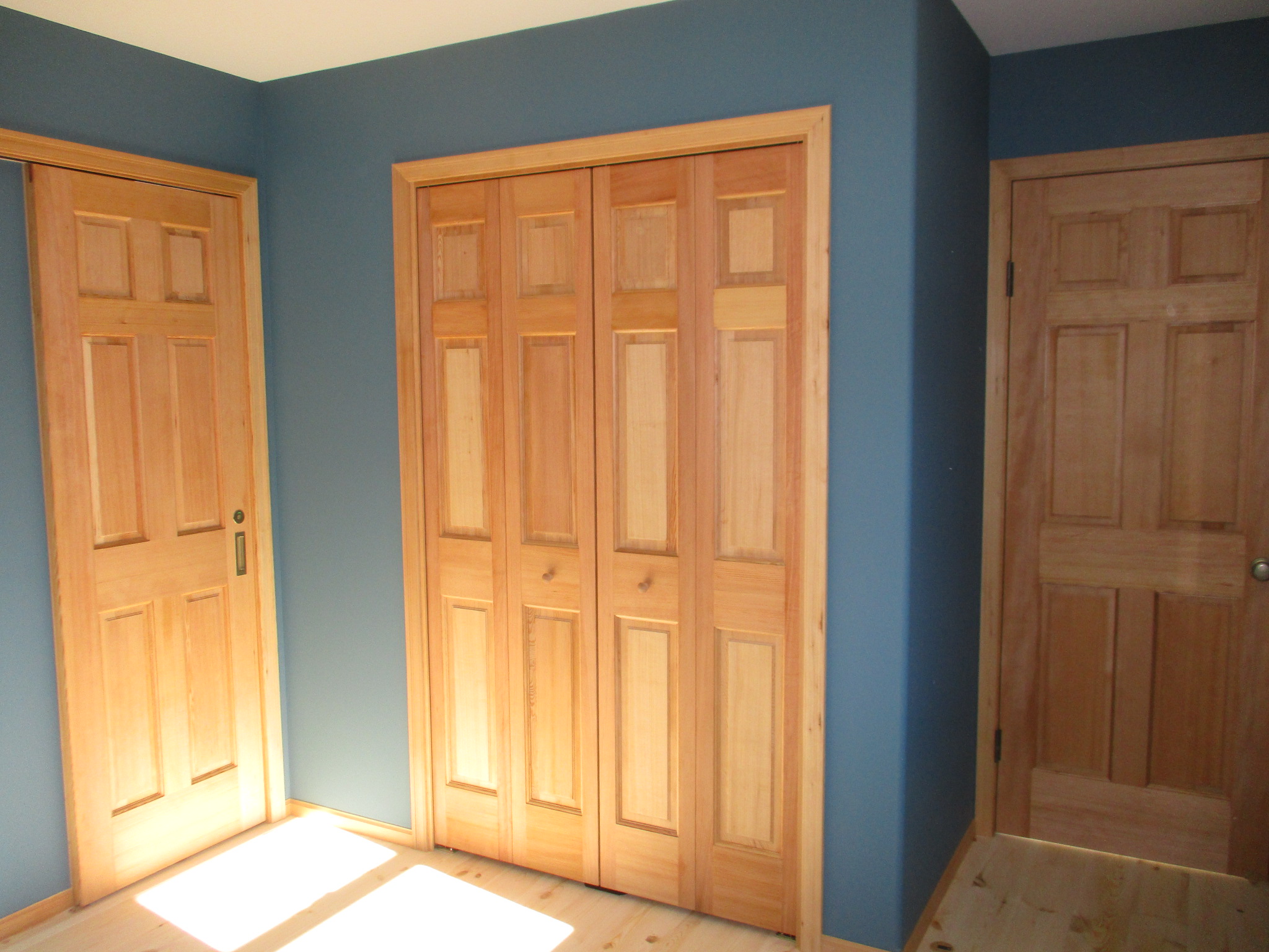 木製室内ドア ・ ドア